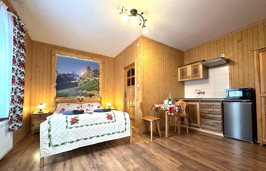 Apartament 2-4 osobowy – ul. Krupówki 37b, Zakopane